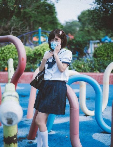 爱上琉璃苣女孩