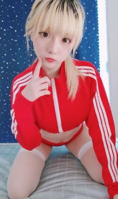 在异世界迷宫里开后宫