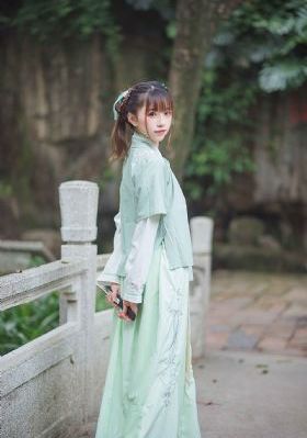 鼠胆龙威