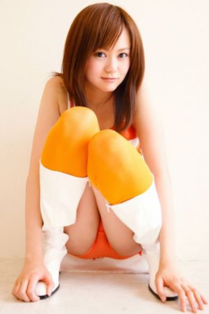 一边摸一边亲