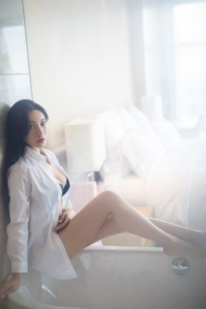 带泪梨花之美丽重生 2013 郑清文