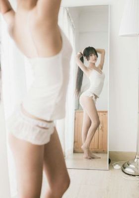 亚洲精一区