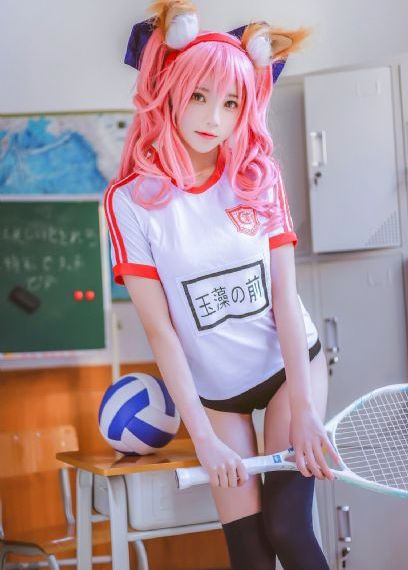 美女的咪咪