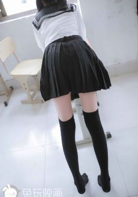大胸年轻继母