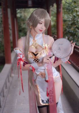 女朋友的丰满妈咪